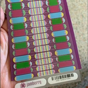 Jamberry kids Easter nail wraps - Dying For Polkas